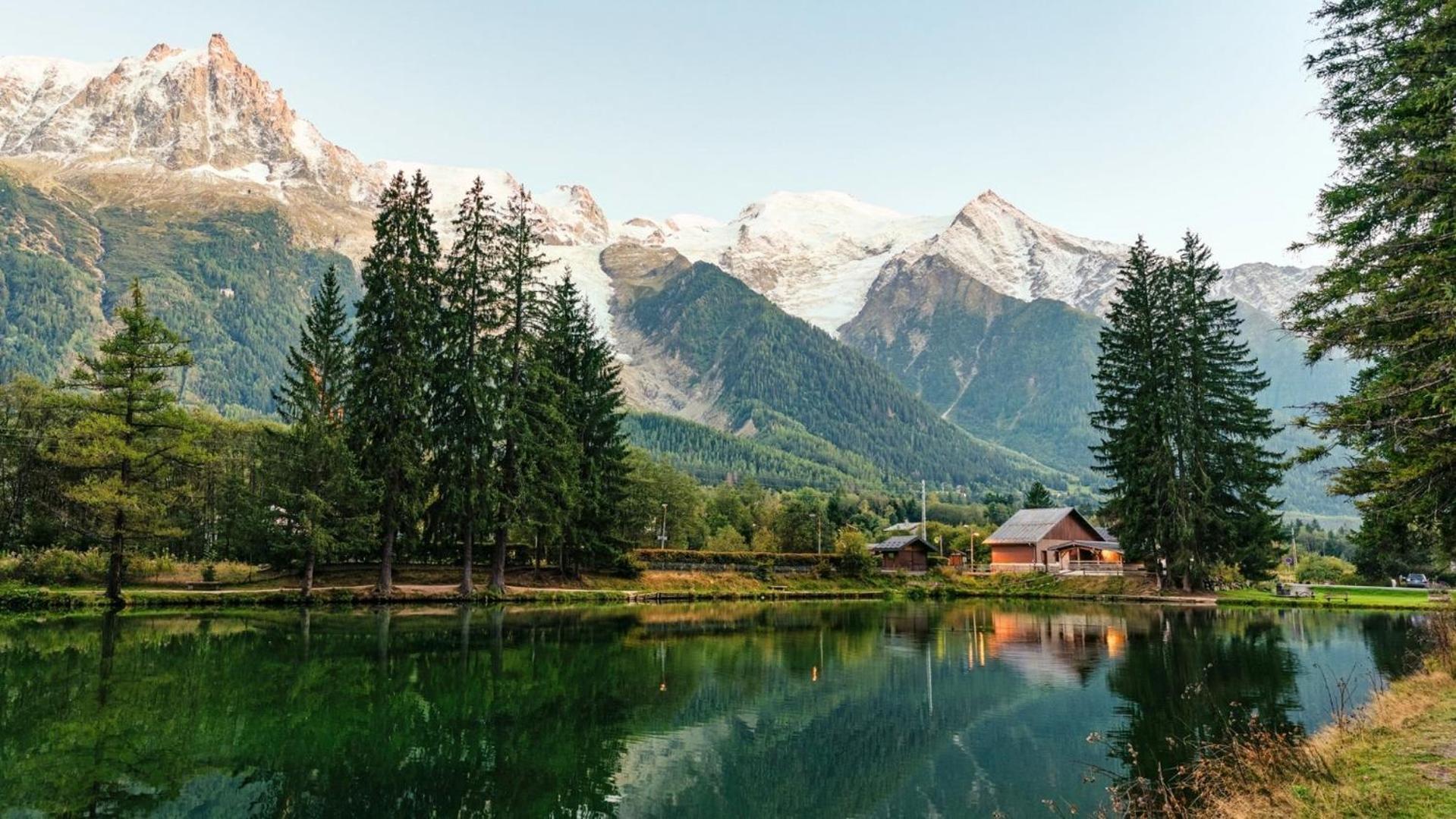Apartment Capucin - A 3 Bedroom Chamonix Mountain Loft ภายนอก รูปภาพ