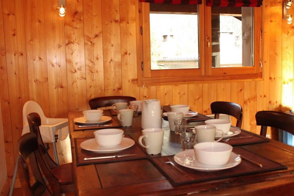 Apartment Capucin - A 3 Bedroom Chamonix Mountain Loft ภายนอก รูปภาพ