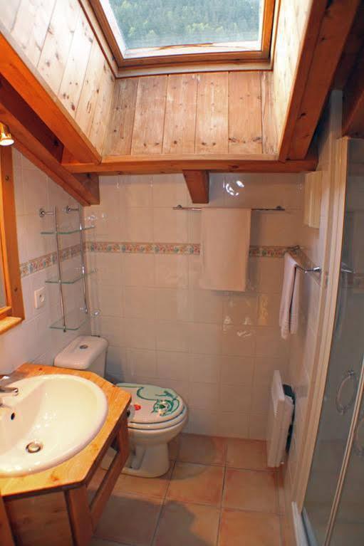 Apartment Capucin - A 3 Bedroom Chamonix Mountain Loft ภายนอก รูปภาพ